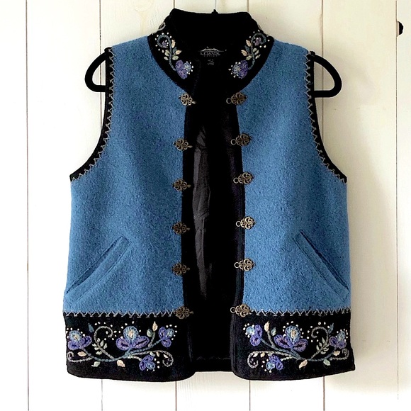 Vintage Icelandic Design Floral Embroidered Boiled Wool Sweater Vest Size Small - Picture 10 of 12